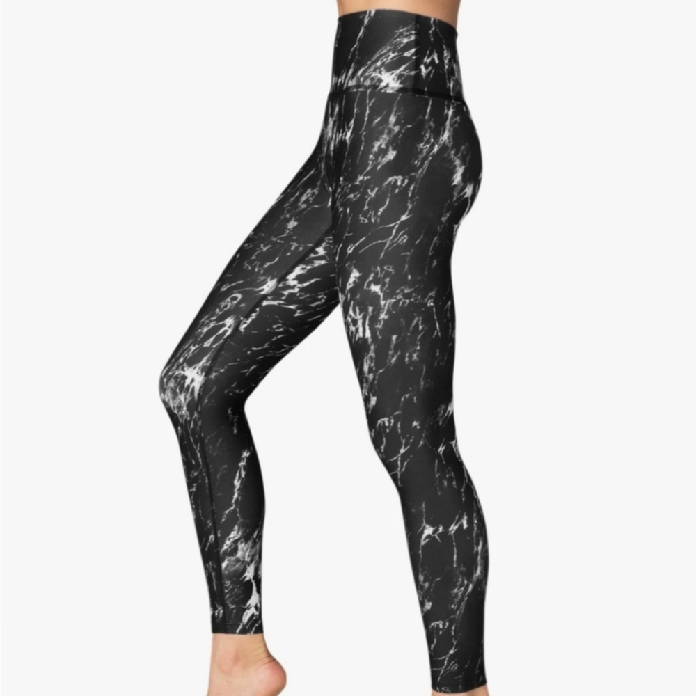Beyond Yoga Olympus Midi Legging In Black Marble